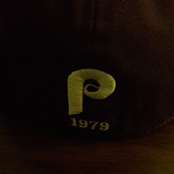 1979 Phillies Cooperstown Collection Cap - Picture 2 of 2